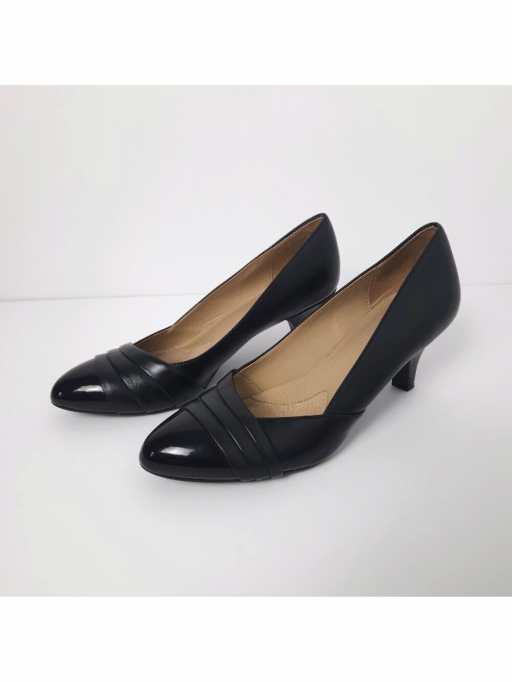 Naturalizer N5 Comfort Black Pumps Womenβs Size 7.5M